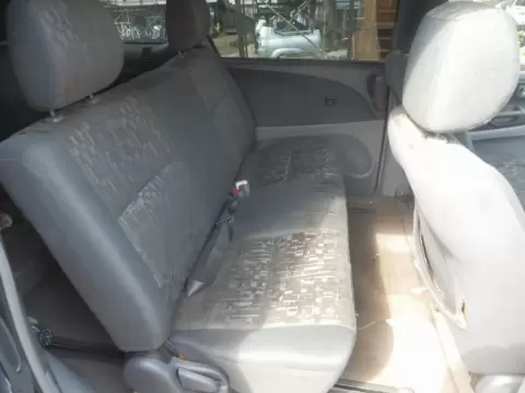 Toyota Previa 2001 m., 2 nuotrauka