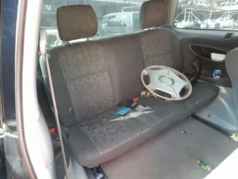 Toyota Previa 2001 m., 9 nuotrauka