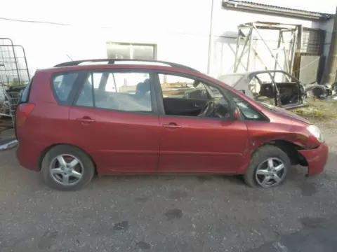Toyota Corola verso 2003 m., 4 nuotrauka