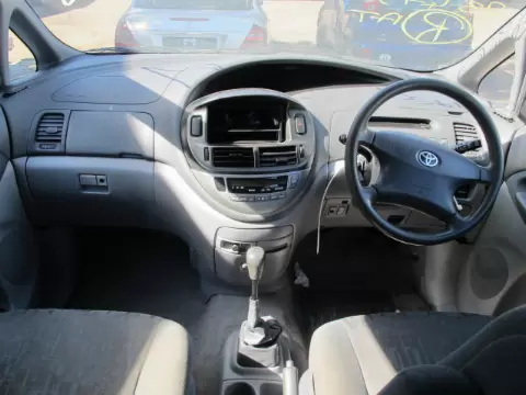 Toyota Previa 2001 m., 5 nuotrauka