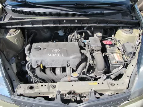 Toyota Yaris verso 2000 m.