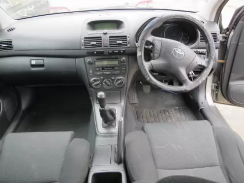 Toyota Avensis 2004 m., 10 nuotrauka