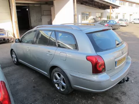 Toyota Avensis 2005 m., 8 nuotrauka