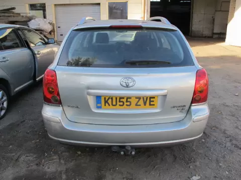 Toyota Avensis 2005 m., 9 nuotrauka