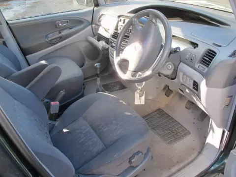 Toyota Previa 2001 m., 6 nuotrauka