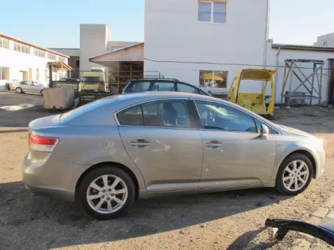Toyota Avensis 2009 m., 8 nuotrauka