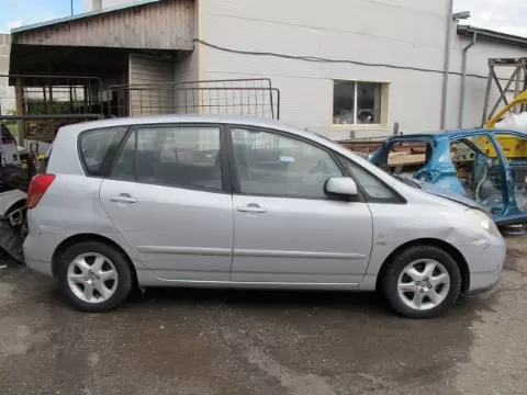 Toyota Corola verso 2003 m., 9 nuotrauka