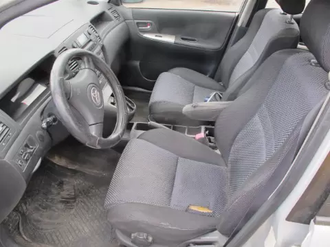 Toyota Corola verso 2003 m.