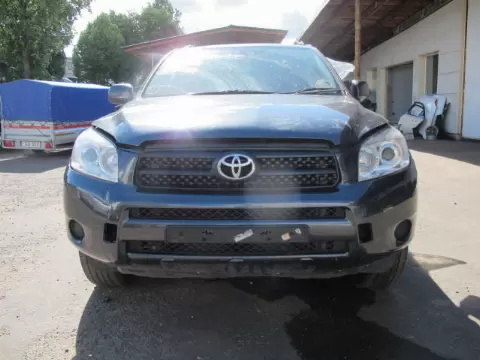 Toyota RAW-4 2006 m.