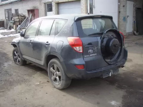 Toyota RAW-4 2006 m.